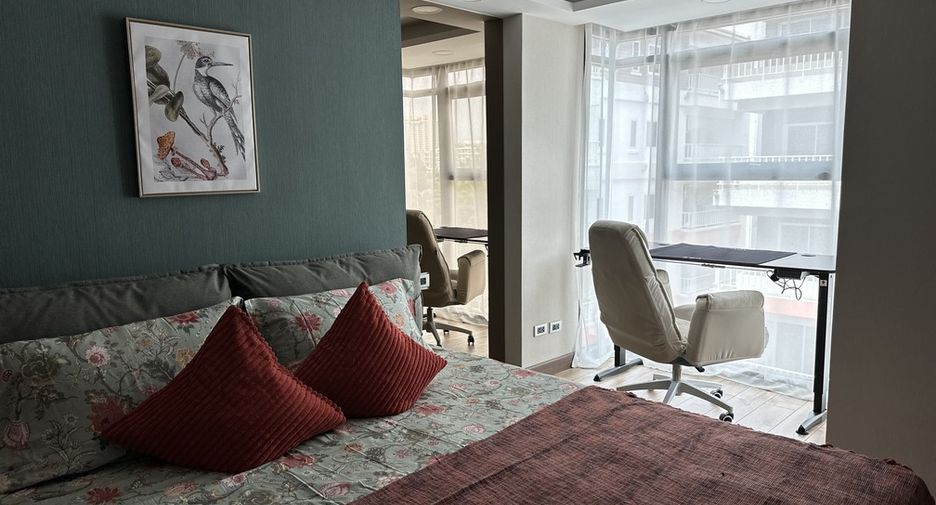 For sale 1 bed condo in Pratumnak, Pattaya