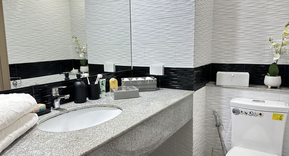 For sale 1 bed condo in Pratumnak, Pattaya