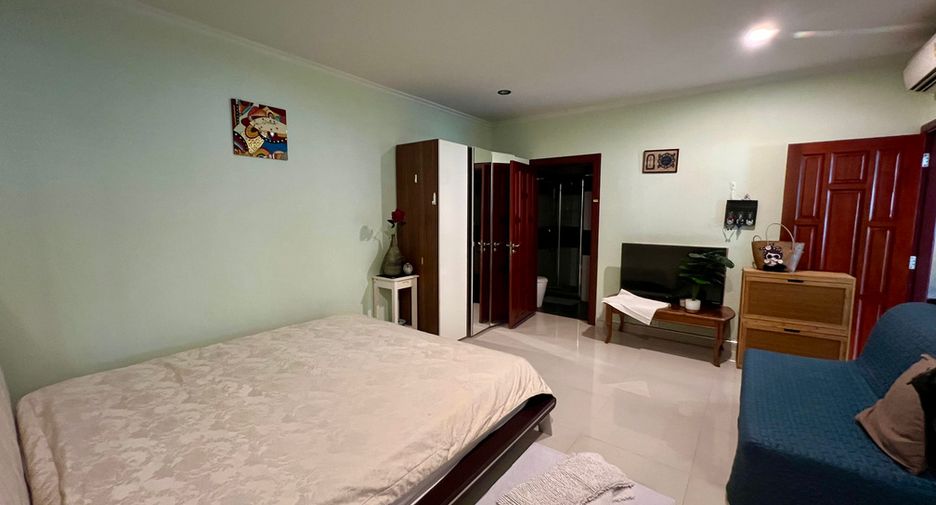 For sale 3 bedrooms condo in Sattahip, Chonburi
