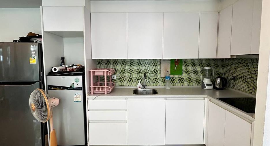 Продажа 2 спальни кондо в Йомтиен, Паттайя