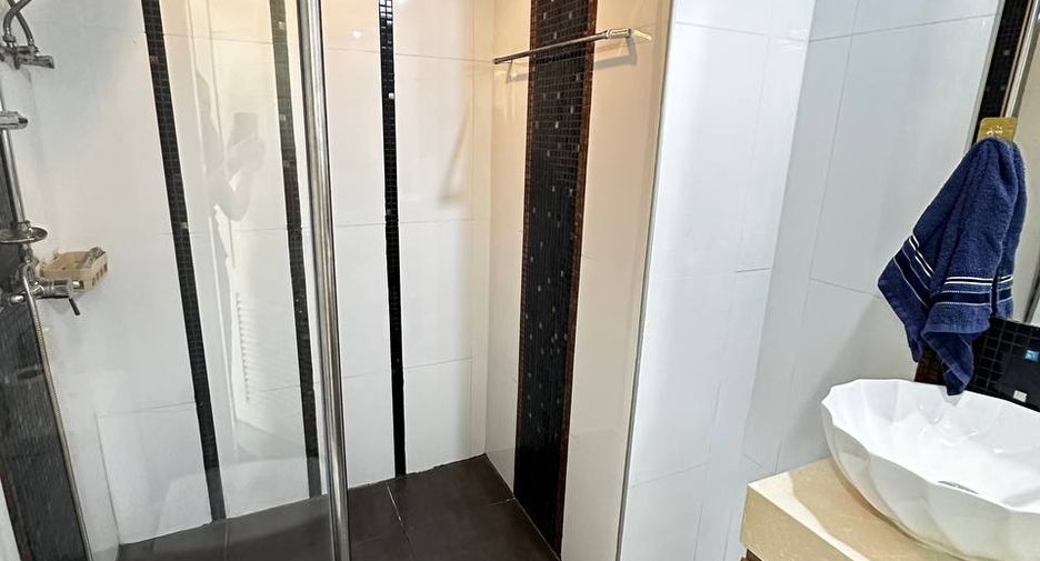 Продажа 2 спальни кондо в Йомтиен, Паттайя