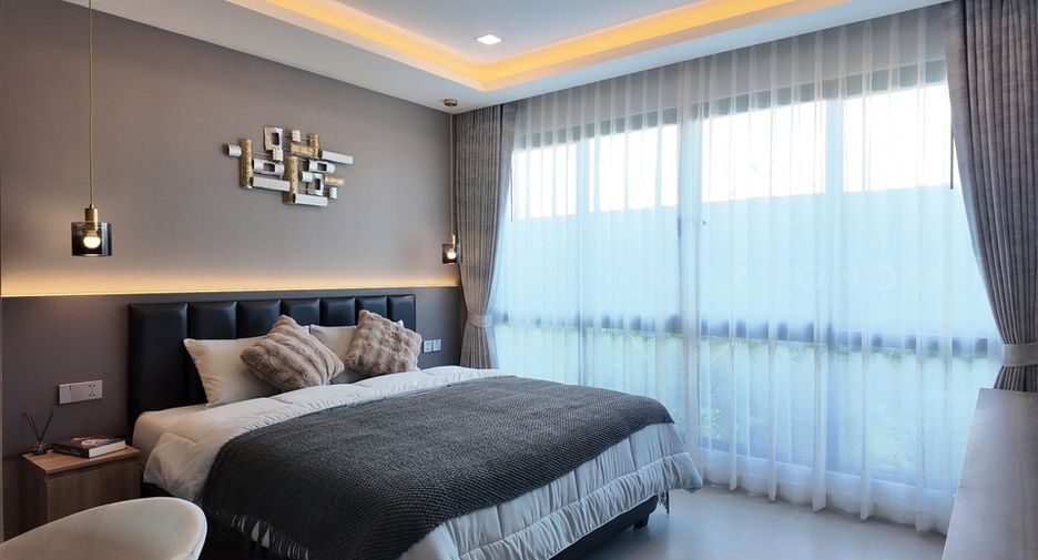 For sale 3 bedrooms condo in Jomtien, Pattaya