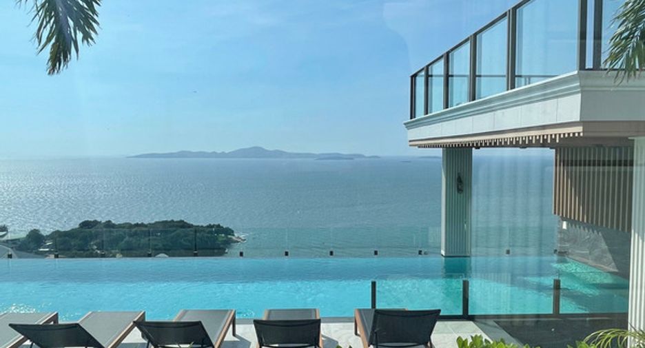 For sale 2 bedrooms condo in Bang Lamung, Chonburi