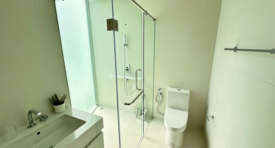For sale 2 bedrooms condo in Bang Lamung, Chonburi