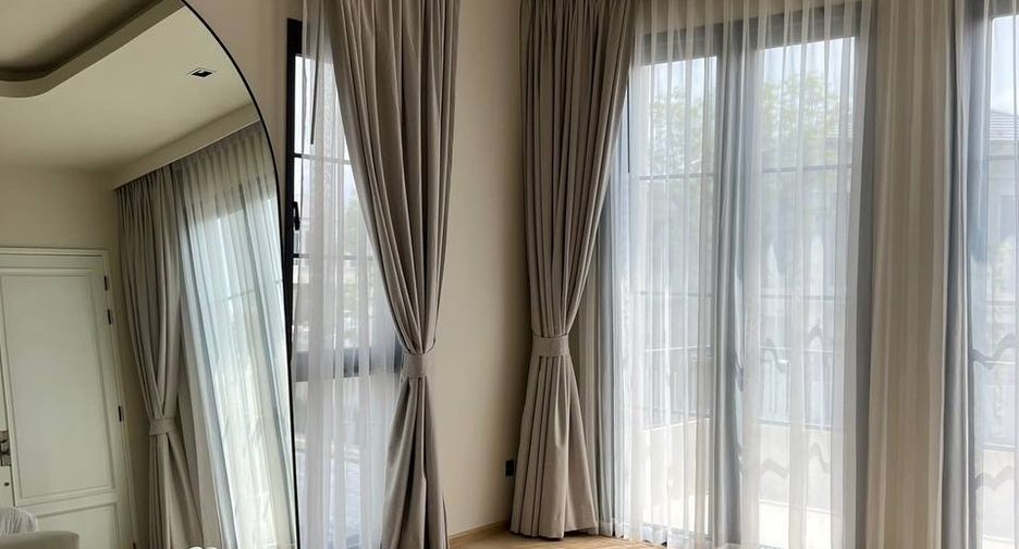 For sale 4 bedrooms villa in Bang Lamung, Chonburi
