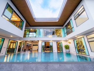 For sale 6 bedrooms villa in Bang Lamung, Chonburi