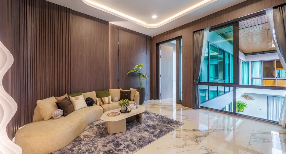 For sale 6 bedrooms villa in East Pattaya, Pattaya