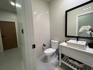 For sale 3 ベッドルーム villa in Bang Lamung, Chonburi