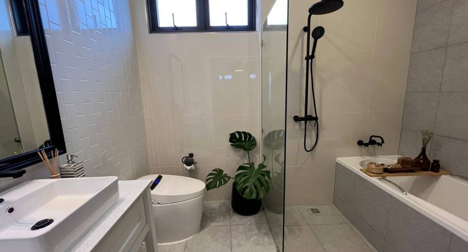 Villa zum Kauf mit 3 Zimmer in East Pattaya, Pattaya