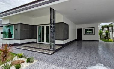 For sale 3 bedrooms house in East Pattaya, Pattaya
