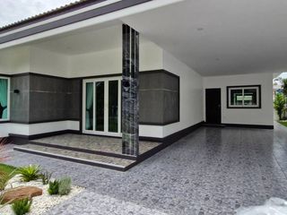 出售 3 卧室 独立屋 在 Bang Lamung, Chon Buri