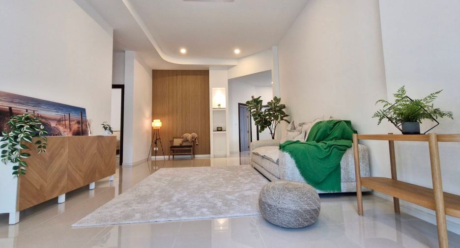 For sale 3 bedrooms house in East Pattaya, Pattaya