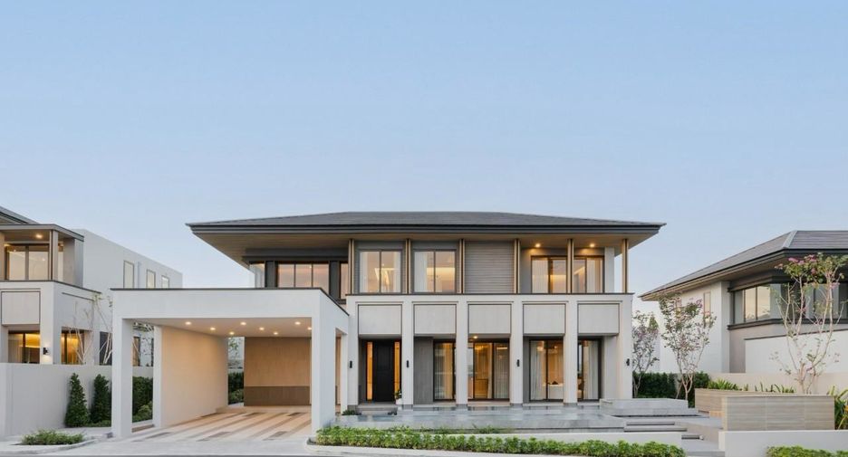 For sale 4 bedrooms villa in Bang Lamung, Chonburi