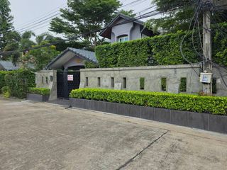 For sale 3 bedrooms villa in Bang Lamung, Chonburi