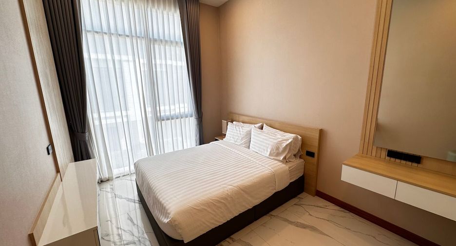 For sale 4 bedrooms townhouse in Bang Lamung, Chonburi