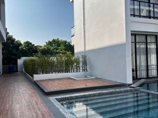 For sale 4 ベッドルーム townhouse in Bang Lamung, Chonburi