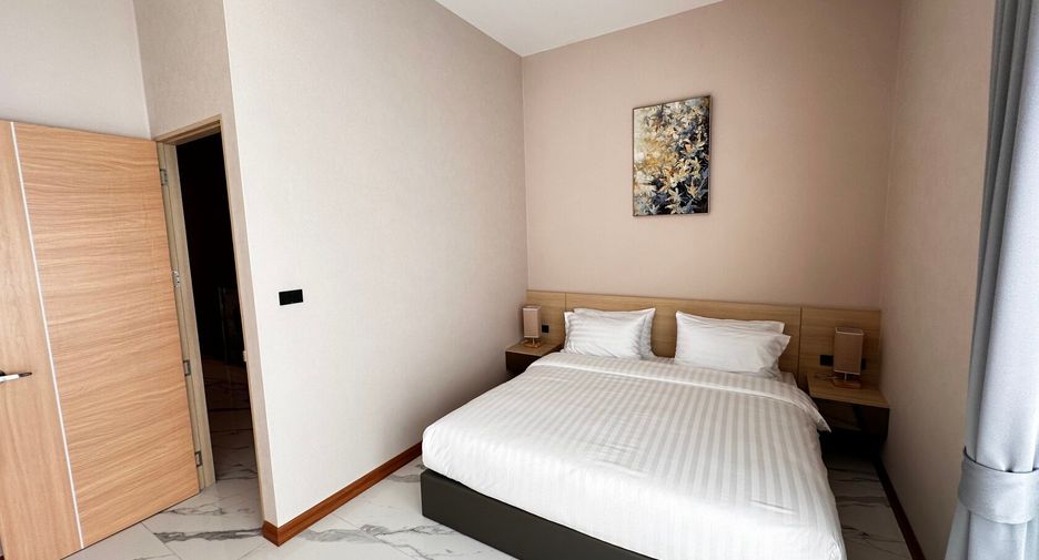 For sale 4 bedrooms townhouse in Bang Lamung, Chonburi