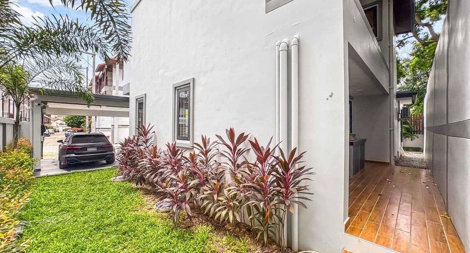 For sale 4 bedrooms villa in South Pattaya, Pattaya