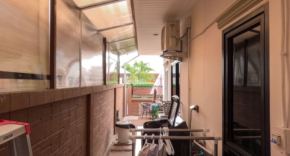 For sale 3 bedrooms villa in Huay Yai, Pattaya