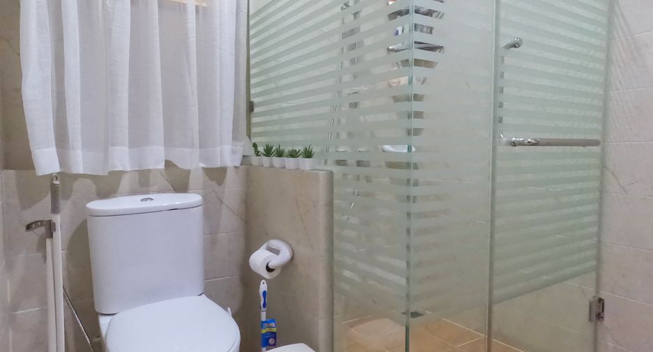 For sale 3 bedrooms villa in Huay Yai, Pattaya