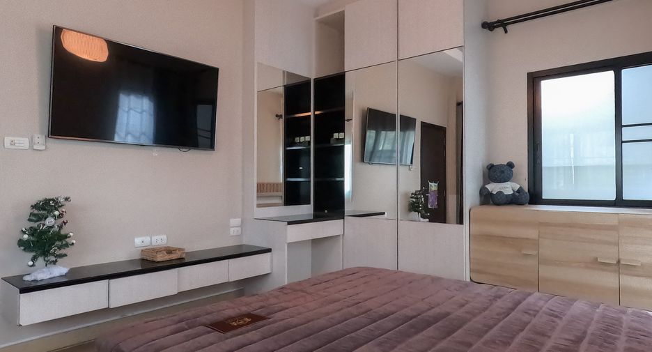 For sale 2 bedrooms villa in Huay Yai, Pattaya