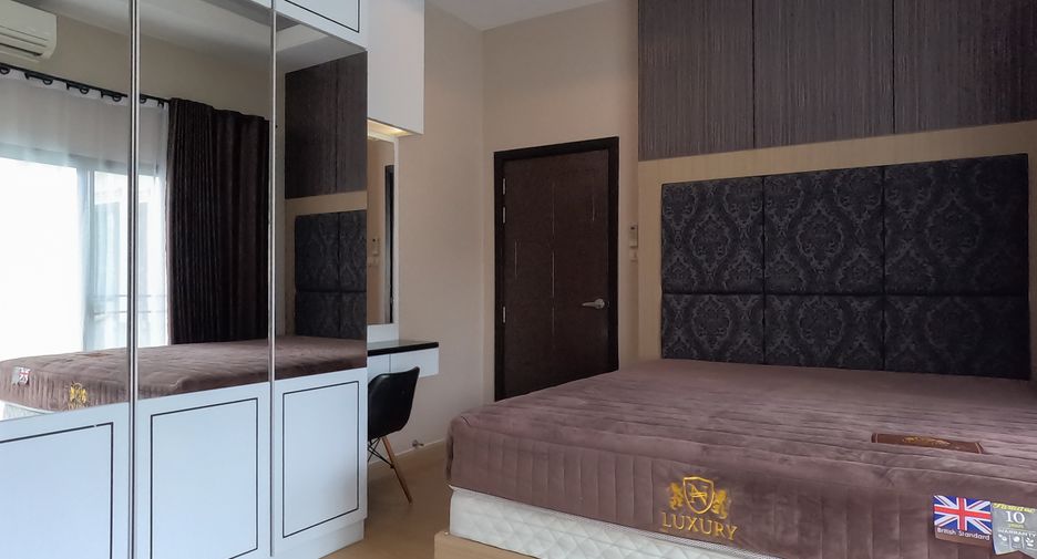 For sale 2 bedrooms villa in Huay Yai, Pattaya