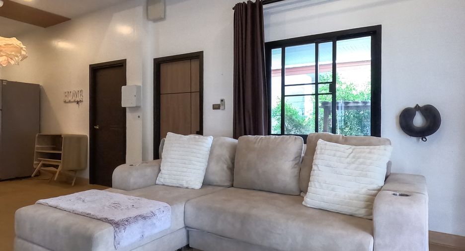 For sale 2 bedrooms villa in Huay Yai, Pattaya