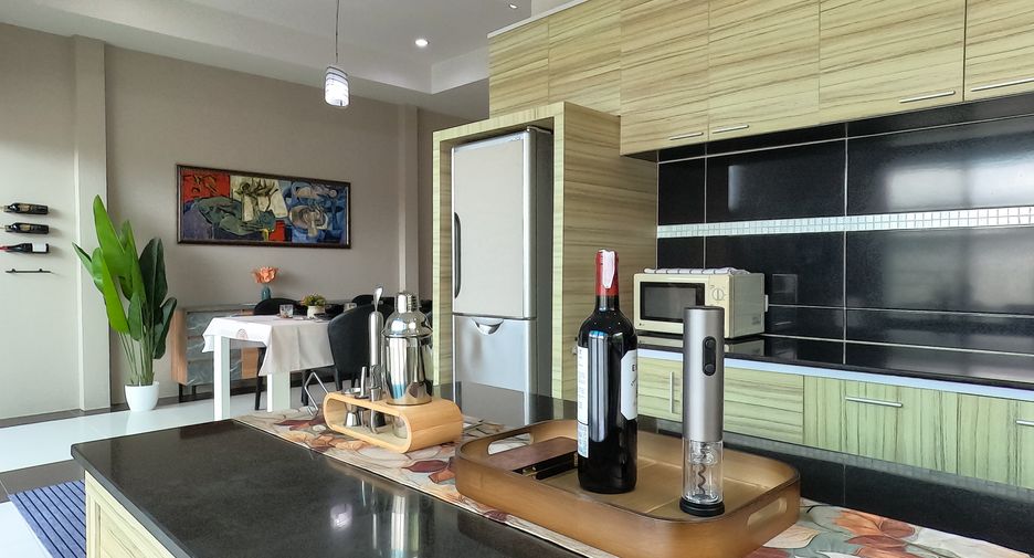 For sale 3 bedrooms villa in Huay Yai, Pattaya