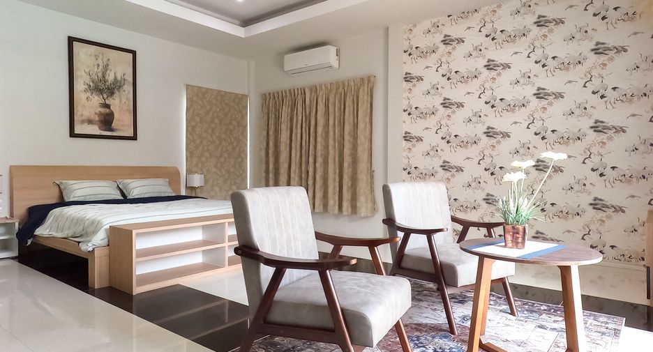 For sale 3 bedrooms villa in Huay Yai, Pattaya