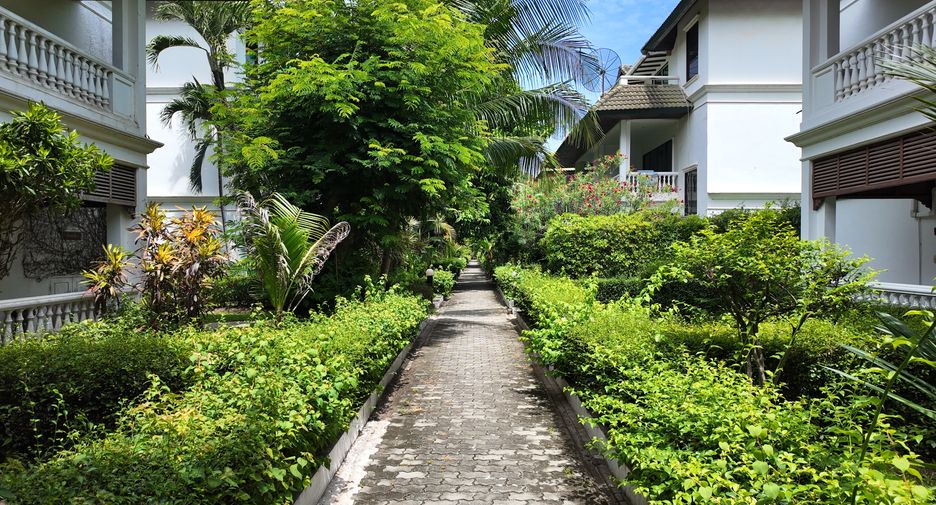 Casa adosada en venta de 3 habitaciones en Sattahip, Chonburi