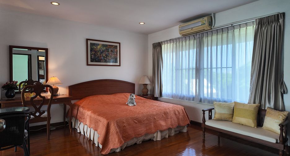 Casa adosada en venta de 3 habitaciones en Sattahip, Chonburi