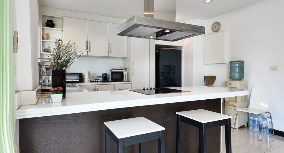 Casa adosada en venta de 3 habitaciones en Sattahip, Chonburi