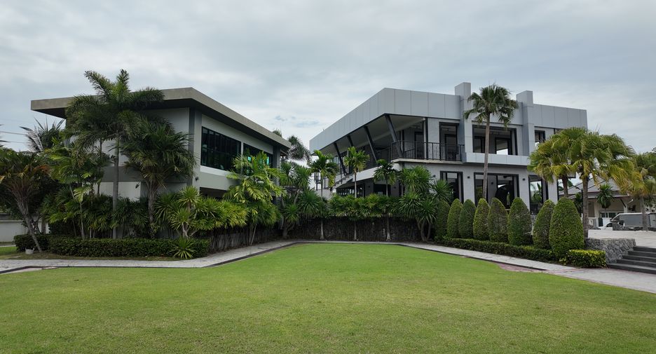 Villa en venta de 4 habitaciones en Huay Yai, Pattaya