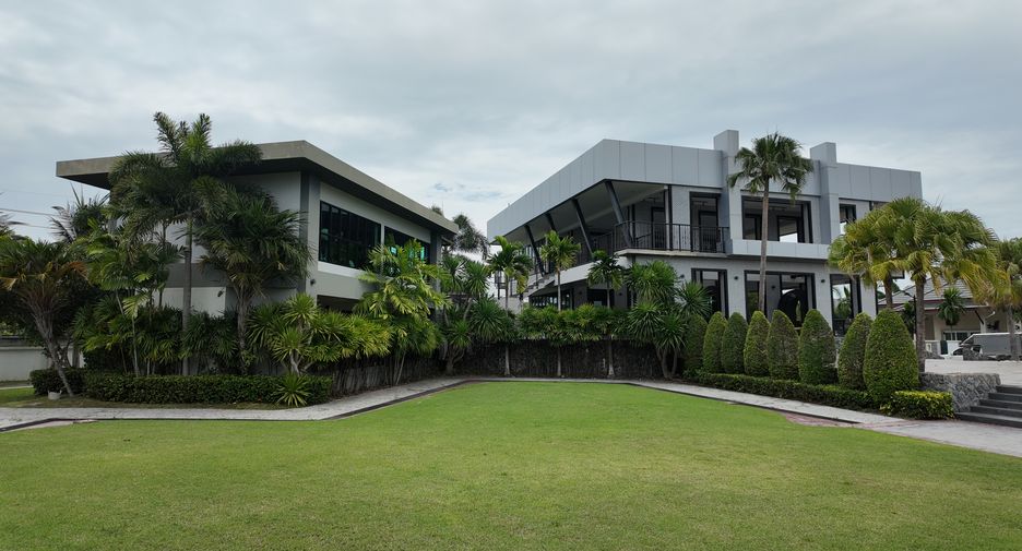 Villa en venta de 4 habitaciones en Huay Yai, Pattaya