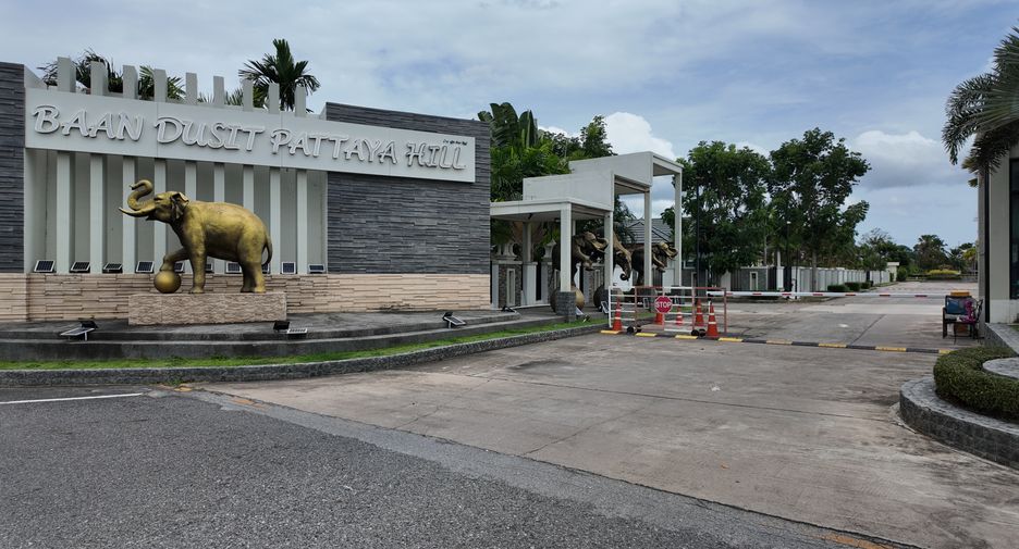 Villa en venta de 4 habitaciones en Huay Yai, Pattaya