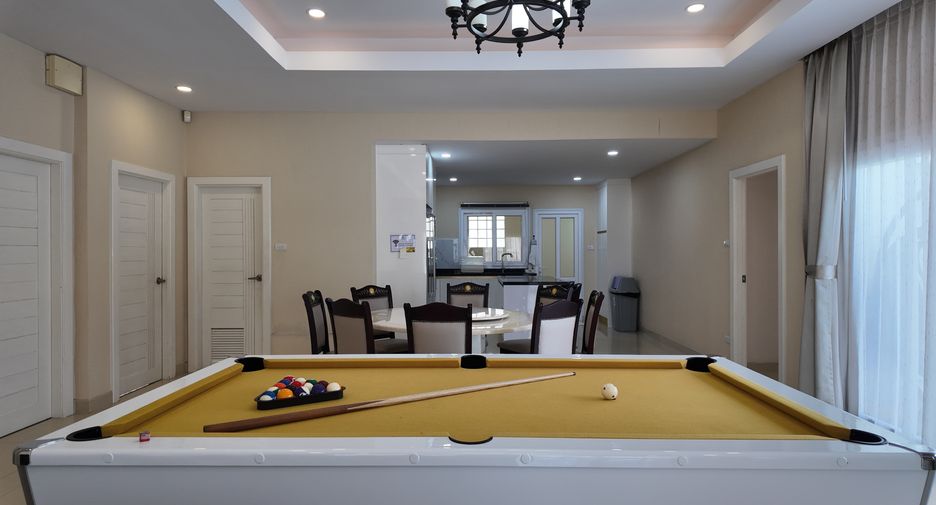 Villa en venta de 4 habitaciones en Huay Yai, Pattaya