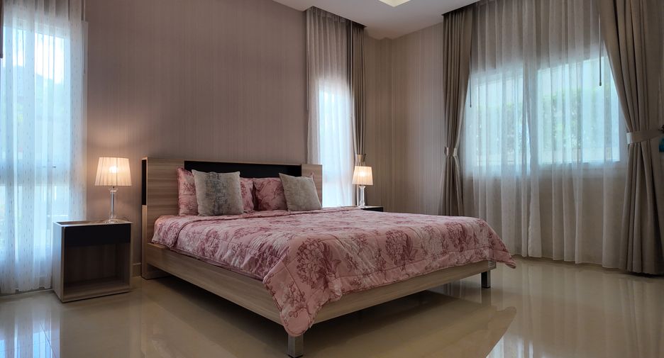 Villa en venta de 4 habitaciones en Huay Yai, Pattaya