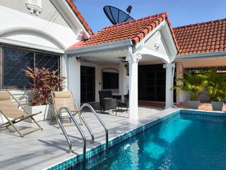 À vendre 4 chambres villa à Bang Lamung, Chonburi