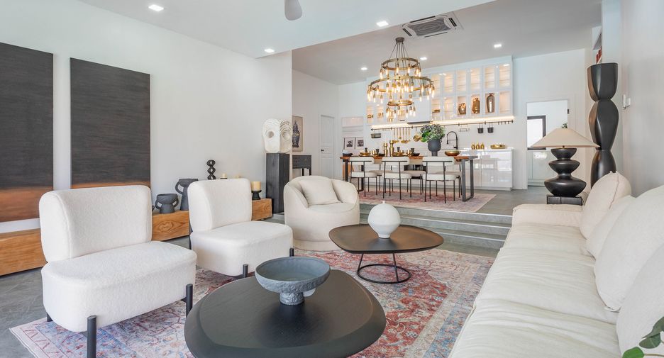 For sale 5 ベッドルーム villa in Bang Lamung, Chonburi