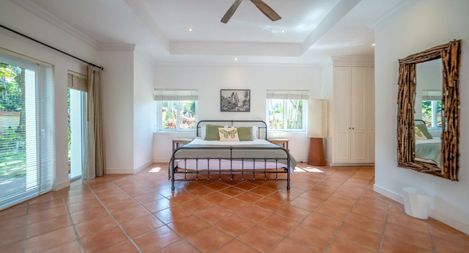 À vendre 5 chambres villa à Huay Yai, Pattaya