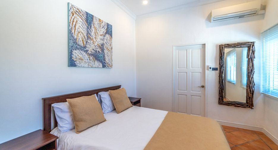 À vendre 5 chambres villa à Huay Yai, Pattaya