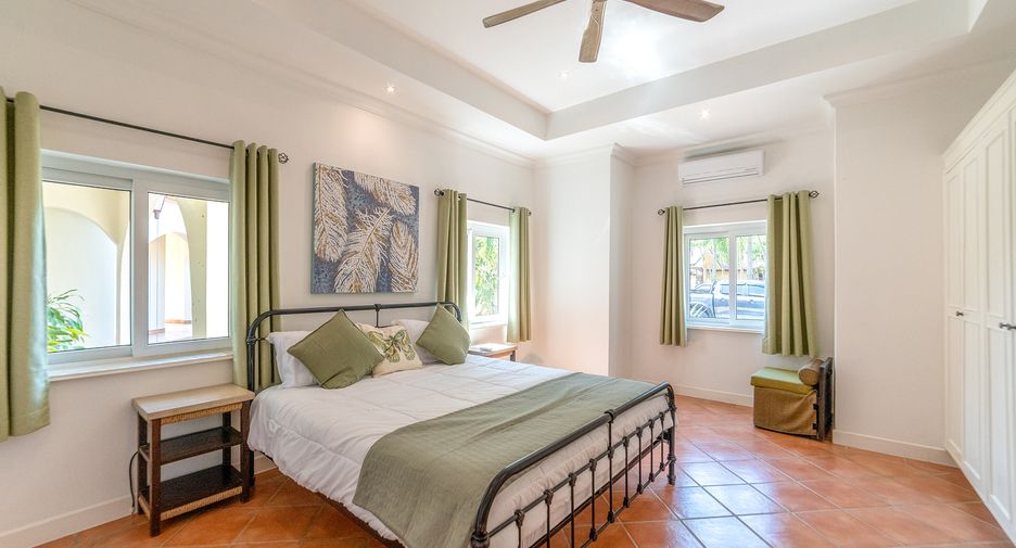 Villa en venta de 5 habitaciones en Huay Yai, Pattaya