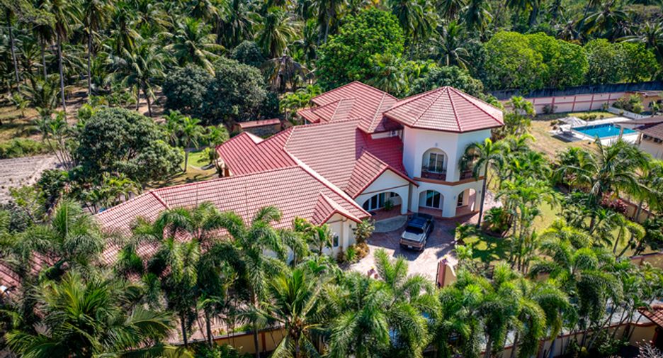 À vendre 5 chambres villa à Huay Yai, Pattaya