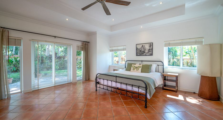 À vendre 5 chambres villa à Huay Yai, Pattaya