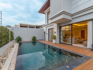 Villa en venta de 4 habitaciones en Bang Lamung, Chonburi