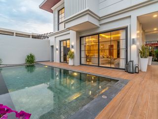 Villa en venta de 4 habitaciones en Bang Lamung, Chonburi