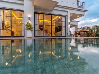 Villa en venta de 4 habitaciones en Bang Lamung, Chonburi