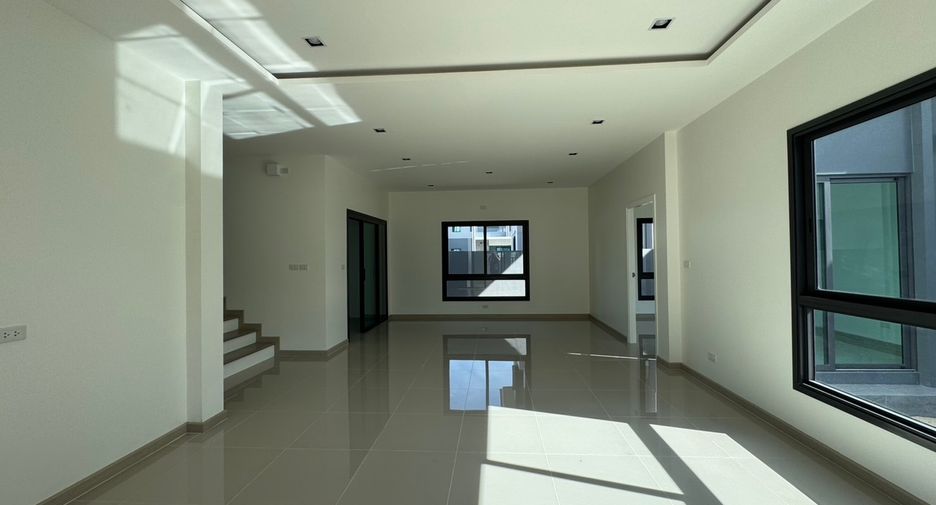 Haus zum Kauf mit 4 Zimmer in East Pattaya, Pattaya