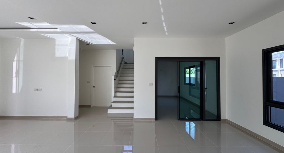 Haus zum Kauf mit 4 Zimmer in East Pattaya, Pattaya