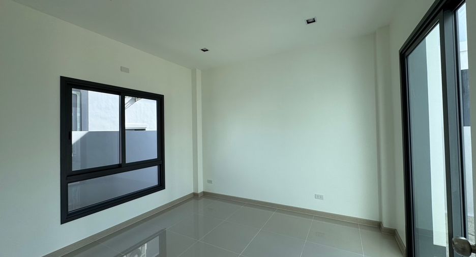 Haus zum Kauf mit 4 Zimmer in East Pattaya, Pattaya